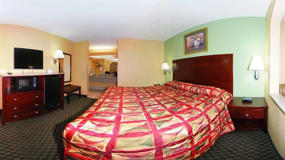 Rodeway Inn & Suites New Orleans Eksteriør billede